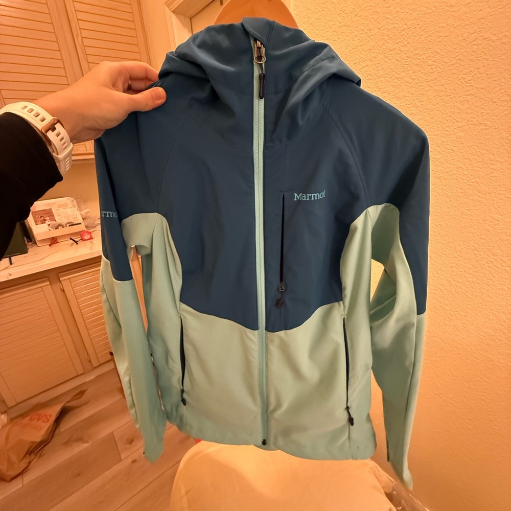 Marmot Women’s Gore Windstopper Hooded Jacket Size M